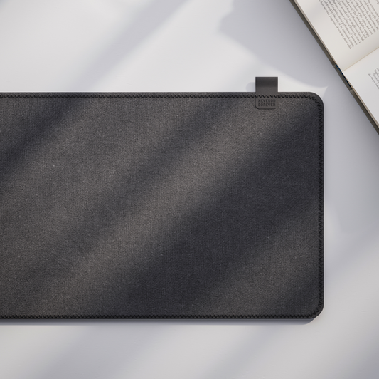 スエードデスクラグ / NEVER ODD OR EVEN