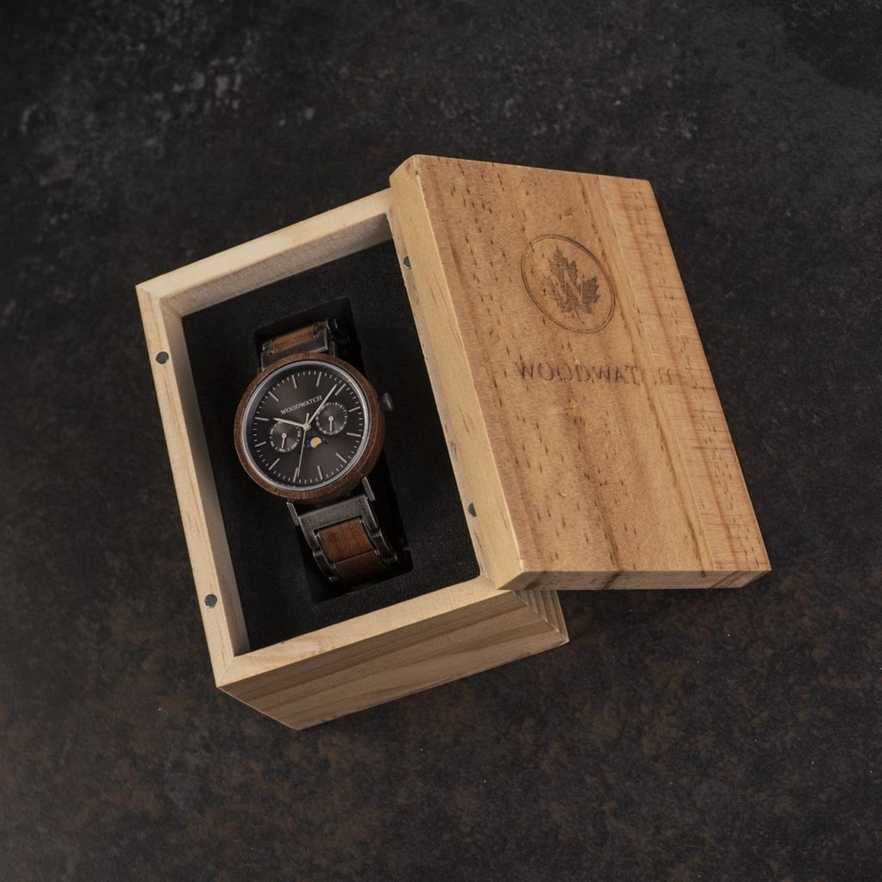 Brushed Iron(ブラッシュドアイロン)-ELEMENT collection / WoodWatch